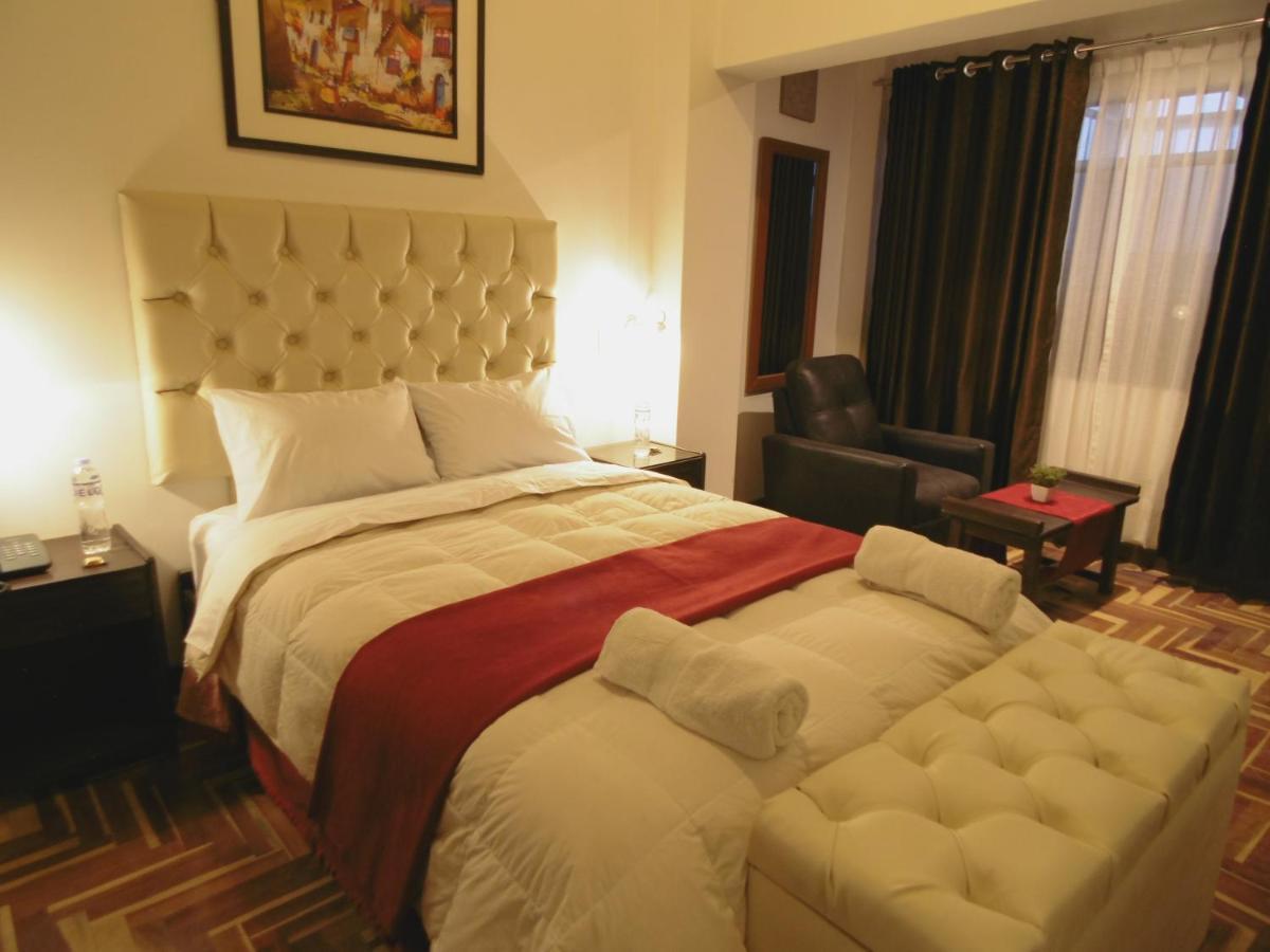 Hotel Montecristo Куско Экстерьер фото